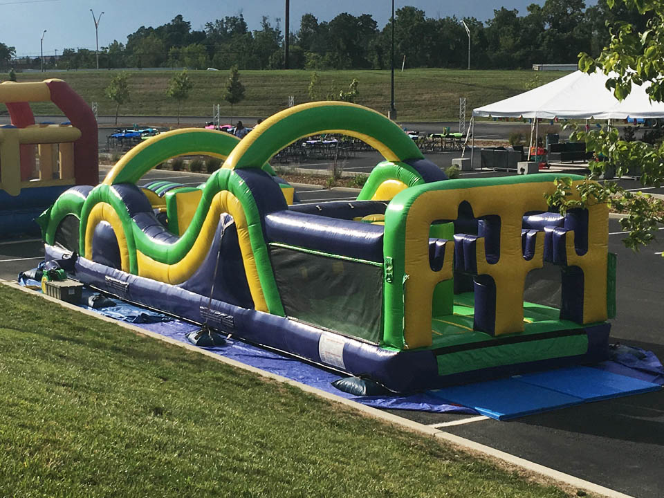 Radical Run Inflatable Obstacle Course 35' Rental Cincinnati A1
